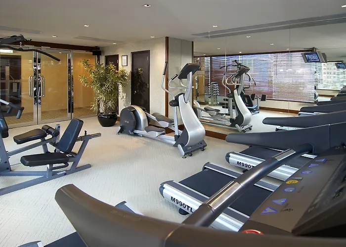 Lan Kwai Fong Hotel - Kau U Fong Hong Kong