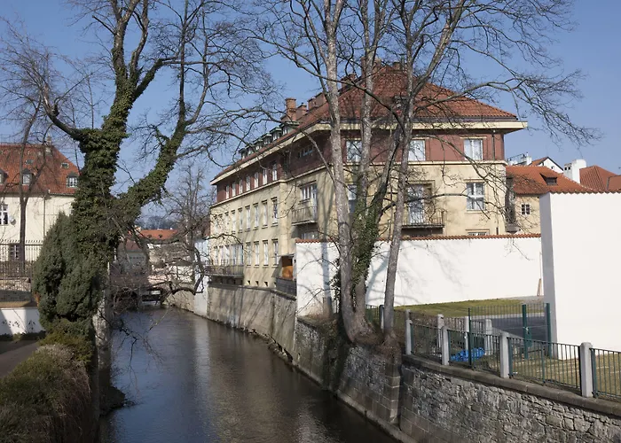 Pytloun Kampa Garden Hotel Praga