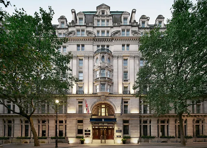 Club Quarters Hotel Trafalgar Square, Londra