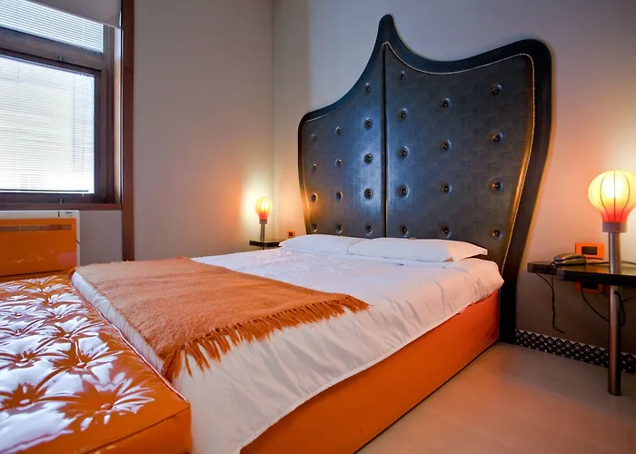 Orange Hotel Roma