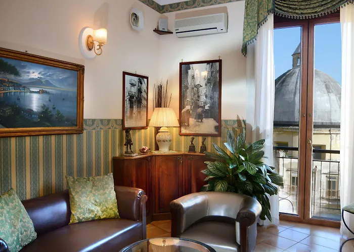 Pinto-Storey Hotel Napoli
