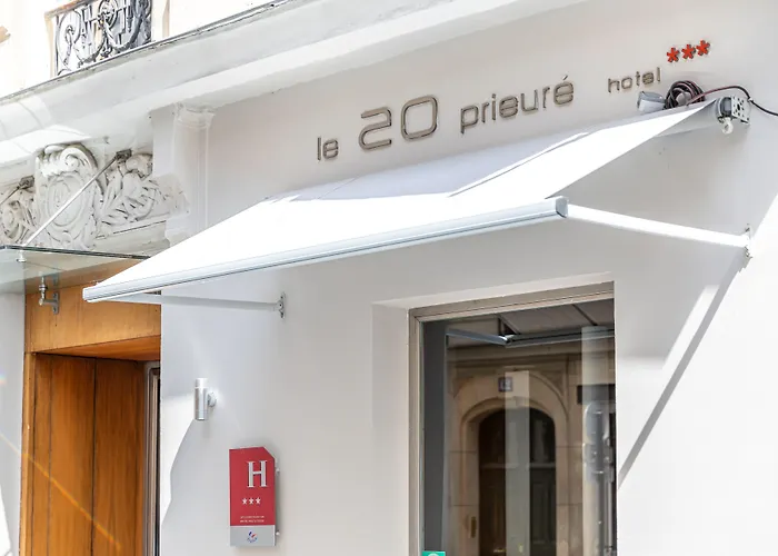 Le 20 Prieuré Hôtel Parigi