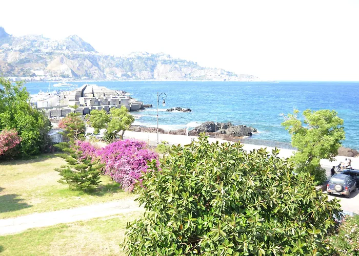 Hotel Porto Azzurro Giardini Naxos