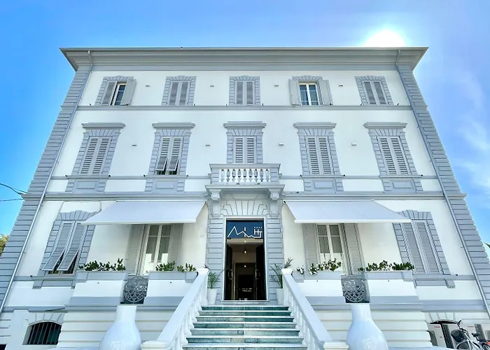Hotel Tirreno Marina di Massa