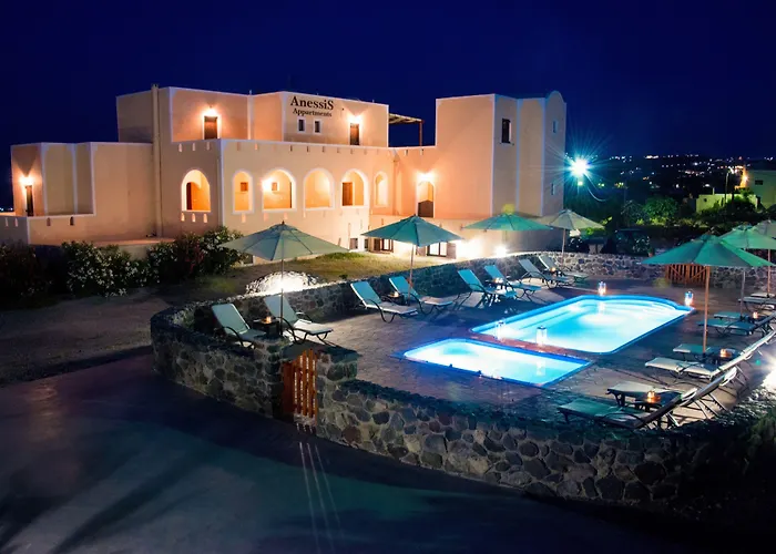 Aparthotel Anessis Fira 