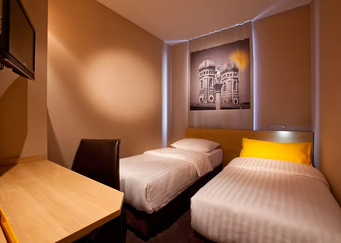 B&B Hotel Muenchen-Moosach