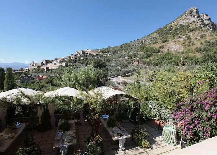 Villa Euchelia Resort Castrocielo