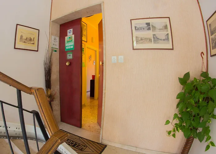 B&B Gate 52 Pisa