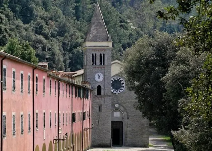Santuario NS Soviore Cinque Terre Monterosso al Mare