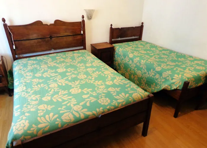 A Portuguesa Guest House OOporto