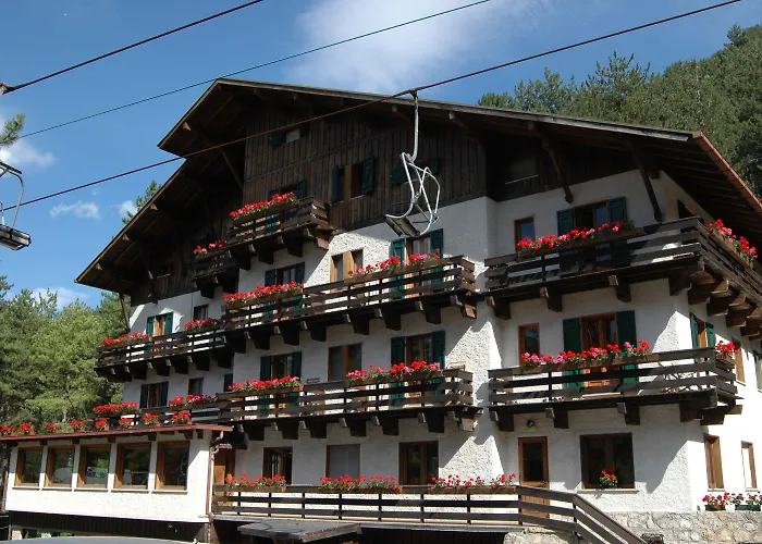 Hotel Garnì Mille Pini Scanno