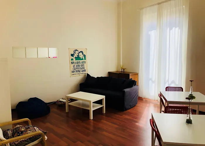 Castelnuovo Rooms #Politeama Palermo