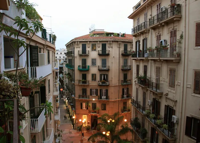 Castelnuovo Rooms #Politeama Palermo