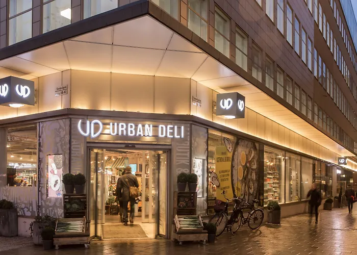 Hotel With Urban Deli Stoccolma
