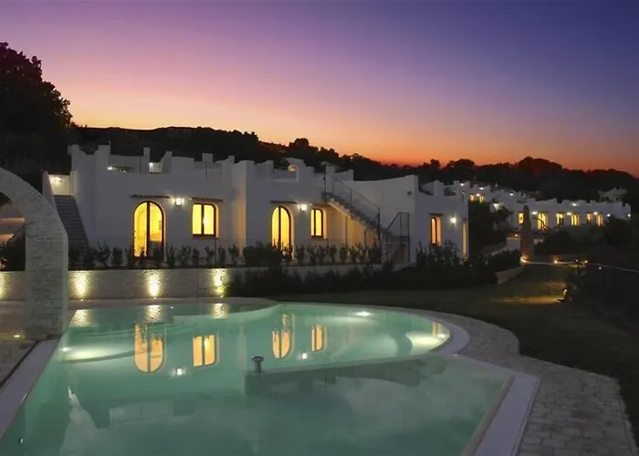 Baia Delphis Resort Vasto