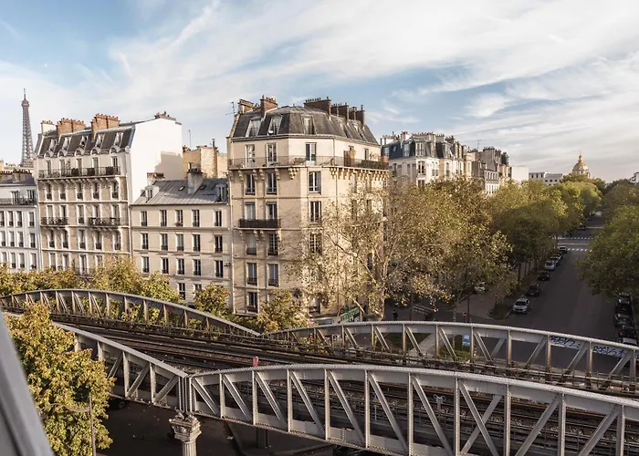 Hotel Eiffel Segur Parigi