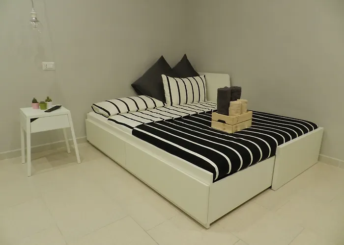 Mola Rooms Napoli