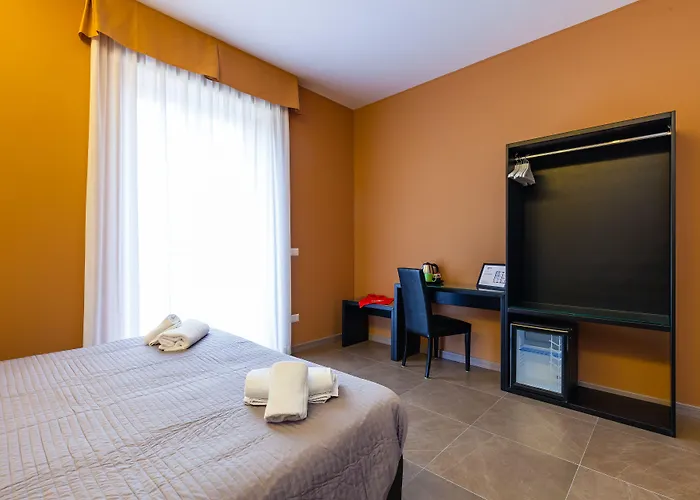Hotel Bh Napoli Railway