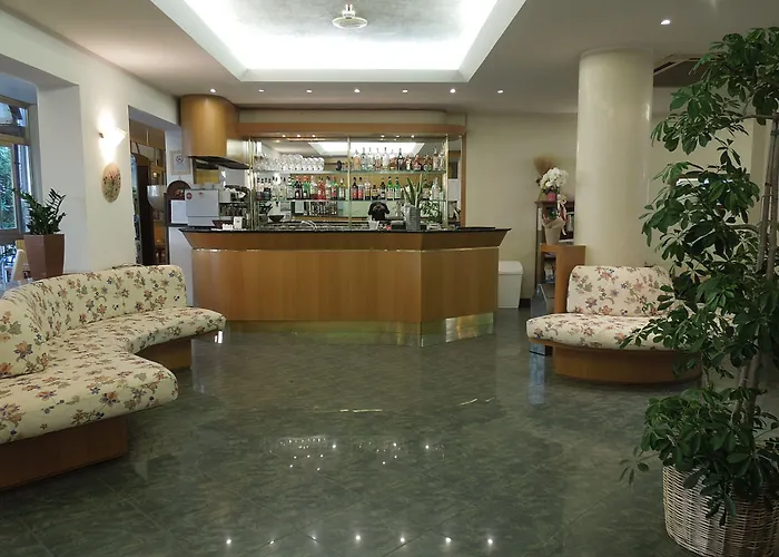 Hotel Fior Di Pino Pinarella