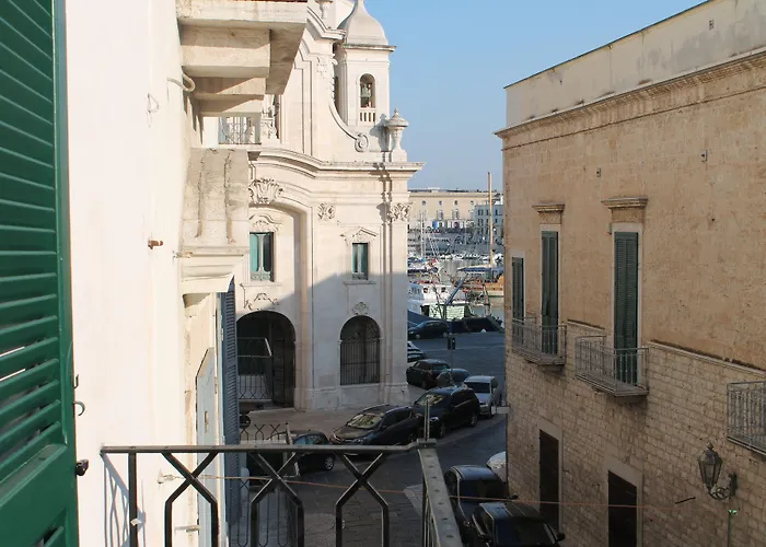 Palazzo Bianchi Domus Holidays Trani