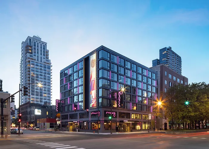 Hotel Moxy Chicago Downtown