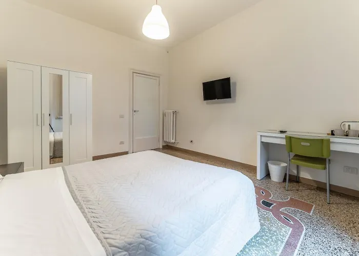 Azzurra B&B - Metro Lodi&Wi-Fi Roma