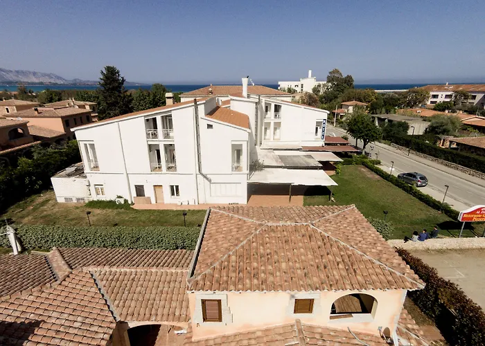 Hotel Al Faro San Teodoro 