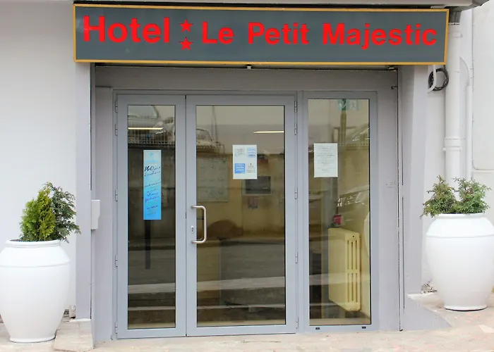 Hotel Le Petit Majestic Lourdes