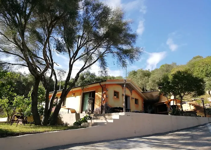 Hotel in campagna da Nino Olbia