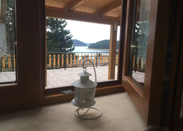 Bed and Breakfast A Due Passi Lorica
