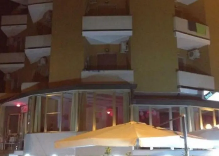 Hotel Arianna Pinarella
