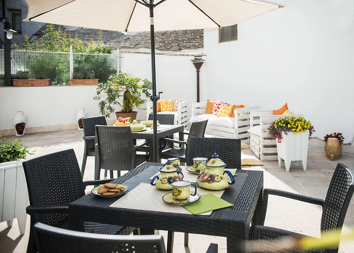 Trulli Family - Trulli&Cummerse Alberobello