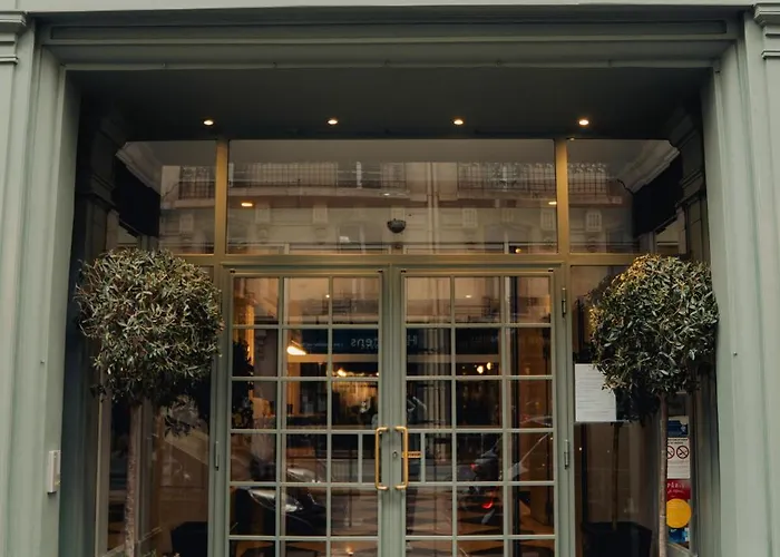 Hotel Passy Eiffel Parigi