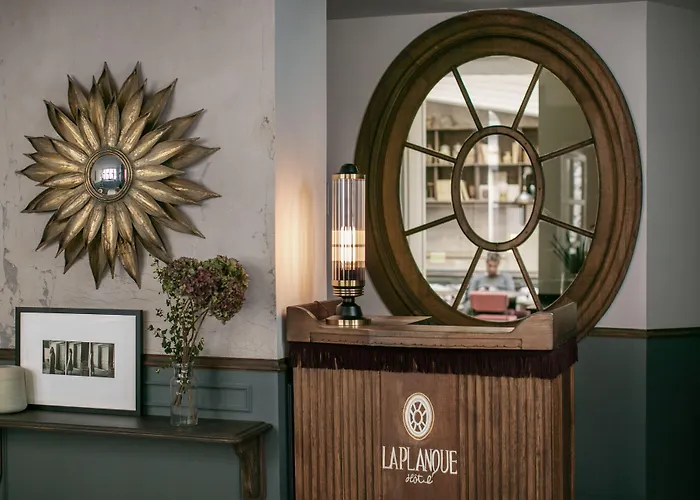 La Planque Hotel Parigi