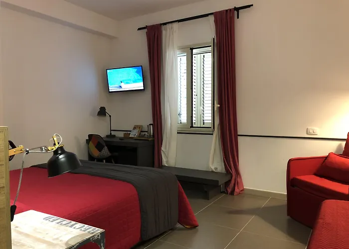 Bed and Breakfast Bmb Bed Motor Bike Noto