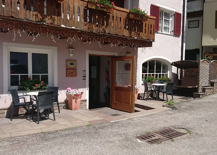 Hotel Garnì Nès Crépes Pozza di Fassa