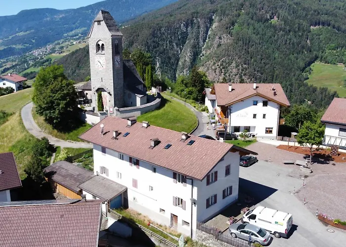 Gasthaus St. Valentin Chiusa