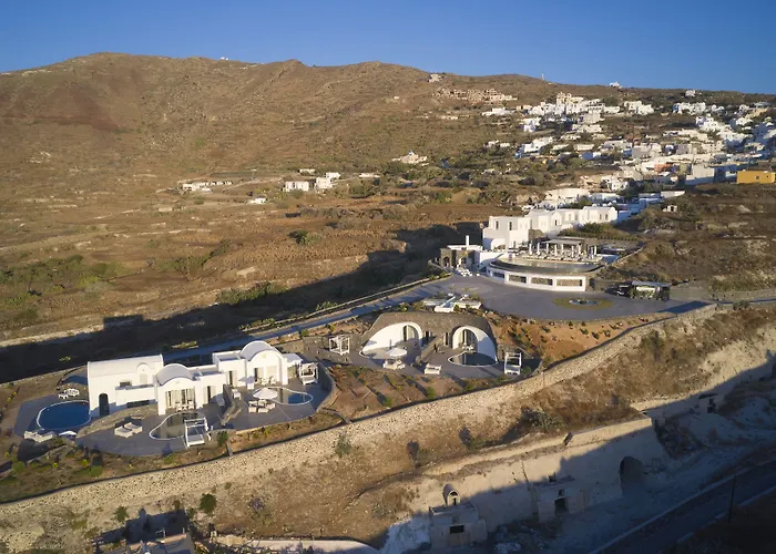 Danae Suites Santorini Oia 
