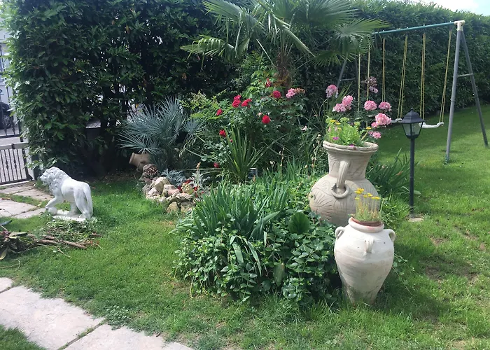 Bed and Breakfast Au Jardin Fleuri San Giovanni Lupatoto