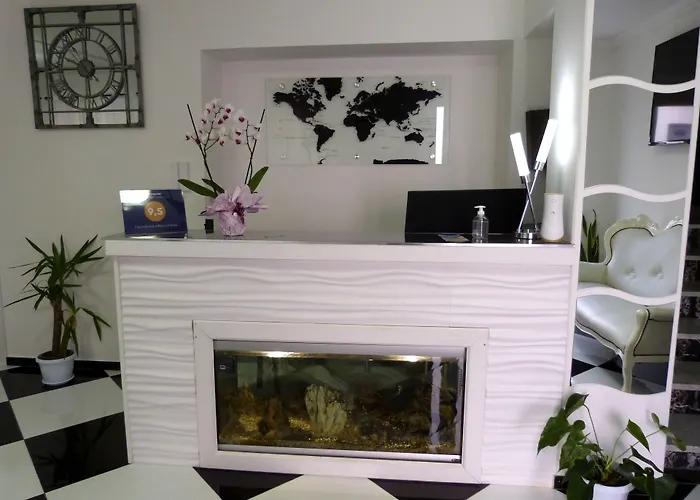 Clelia'S Boutique Rooms & Suites La Maddalena 