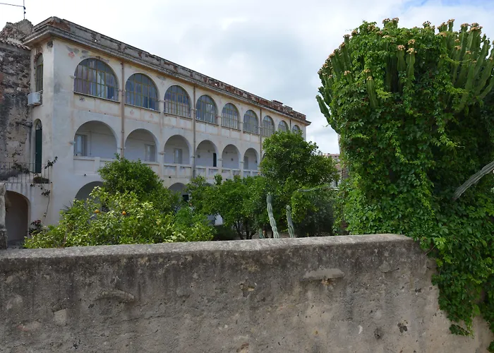 Hotel Domo Pro Vois Orosei