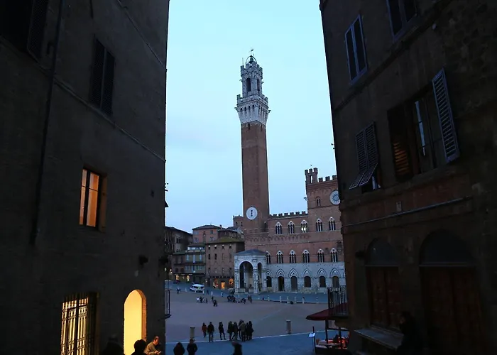 Bed and Breakfast Residenza d'Epoca Le Aquile Siena