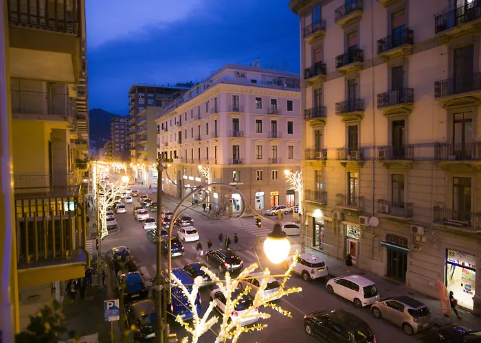 Leucosya Luxury Rooms Salerno