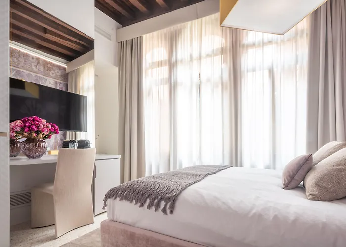 Ninfea Luxury Suites Venezia
