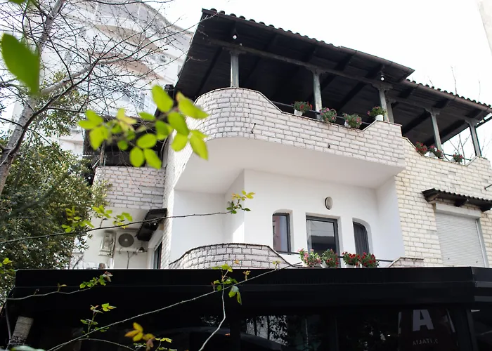 Vila Sanremo Tirana