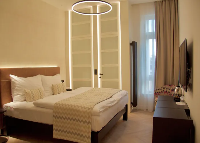 Chevron Hotel Praga