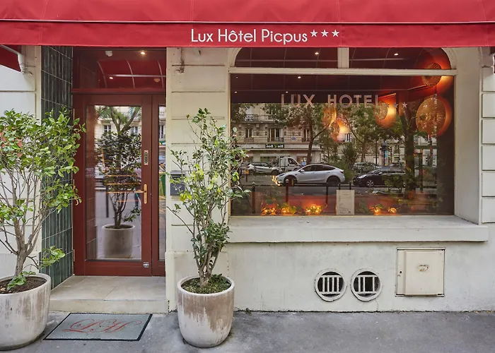 Hotel Lux Picpus Parigi
