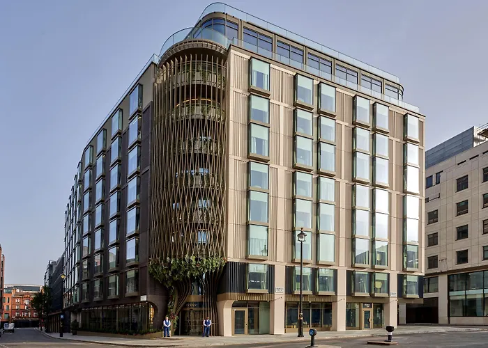Hotel The Botree London, Curio Collection By Hilton
