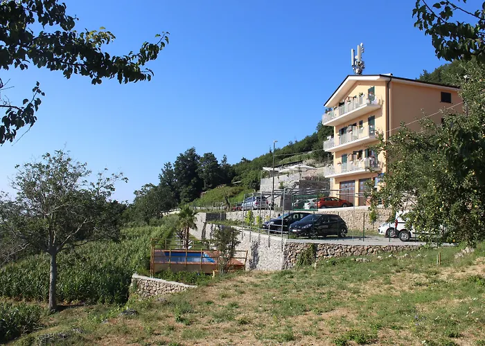 Panariello Palace Agerola