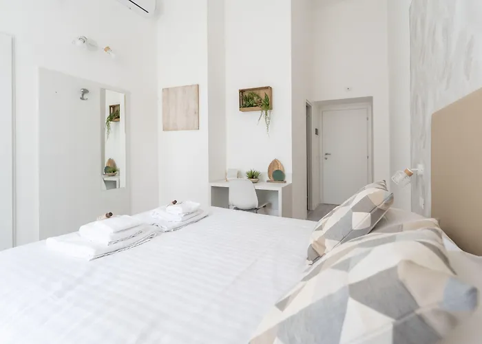 White Gioberti Guesthouse Roma